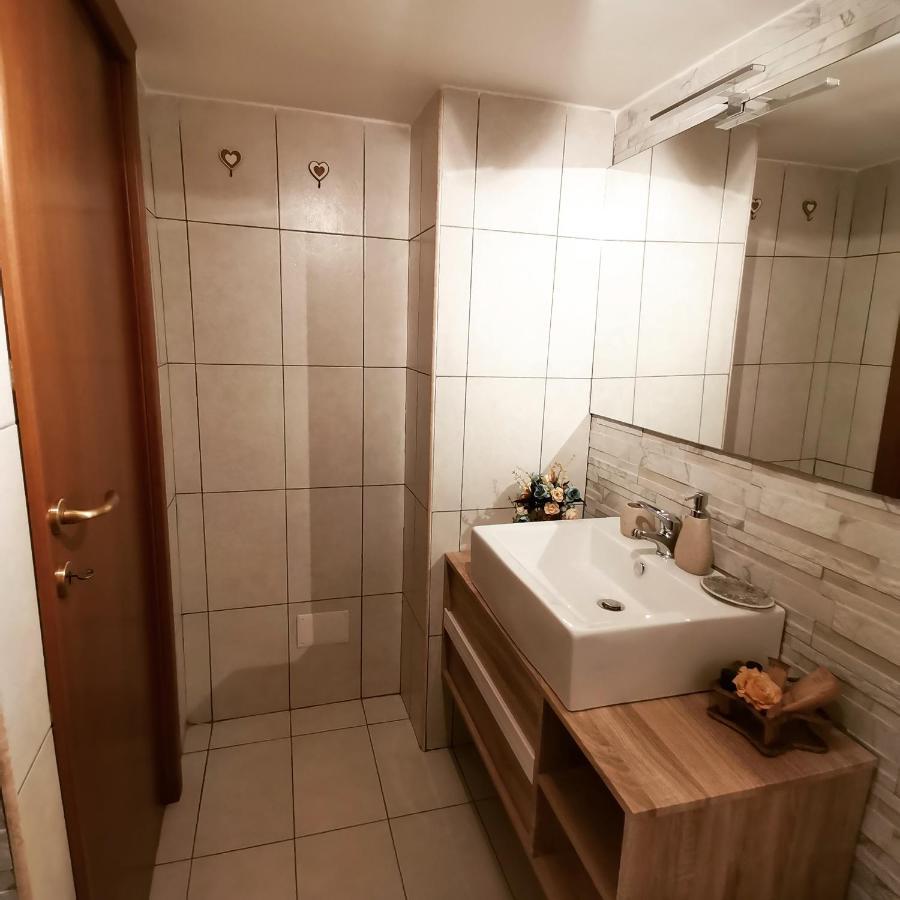 Dale Rooms Νάπολη Εξωτερικό φωτογραφία